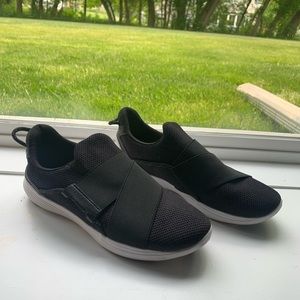 Under Amor Slip on Sneakers